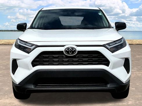 Used 2024 Toyota RAV4 LE image 2