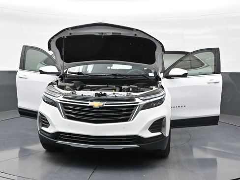 Used 2024 Chevrolet Equinox LT FWD image 33