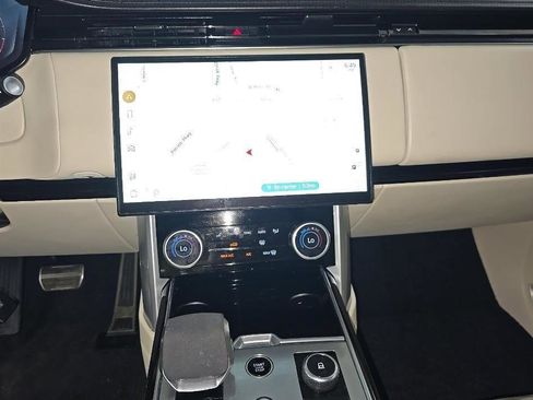 Used 2023 Land Rover Range Rover Long Wheelbase Autobiography AWD/4WD image 6