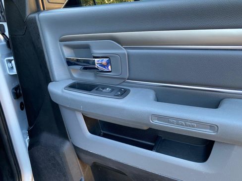 Used 2019 RAM 1500 Express w/ Express Value Package RWD image 38