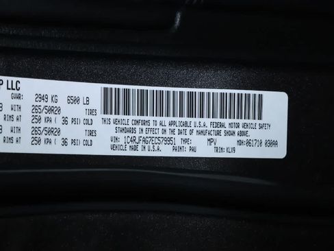 Used 2014 Jeep Grand Cherokee Altitude AWD/4WD image 21