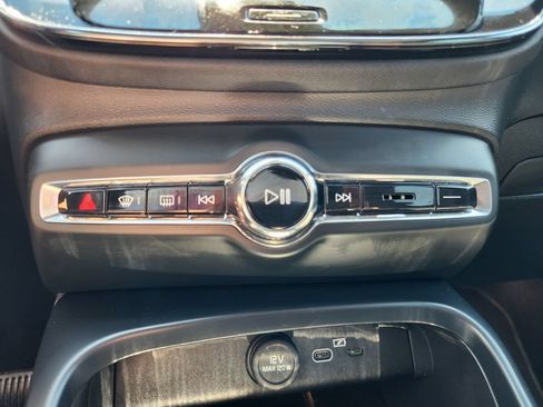 Certified 2023 Volvo C40 P8 Recharge Ultimate AWD/4WD image 27