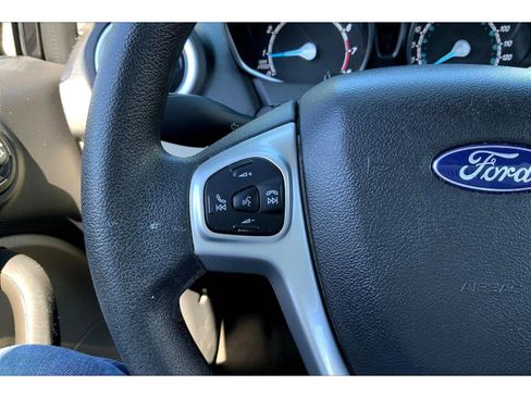 Used 2019 Ford Fiesta SE image 16