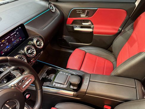 Used 2021 Mercedes-Benz GLA 45 AMG 4MATIC image 45