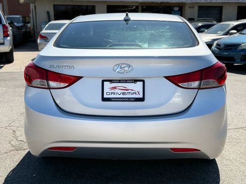 Used 2013 Hyundai Elantra GLS image 4