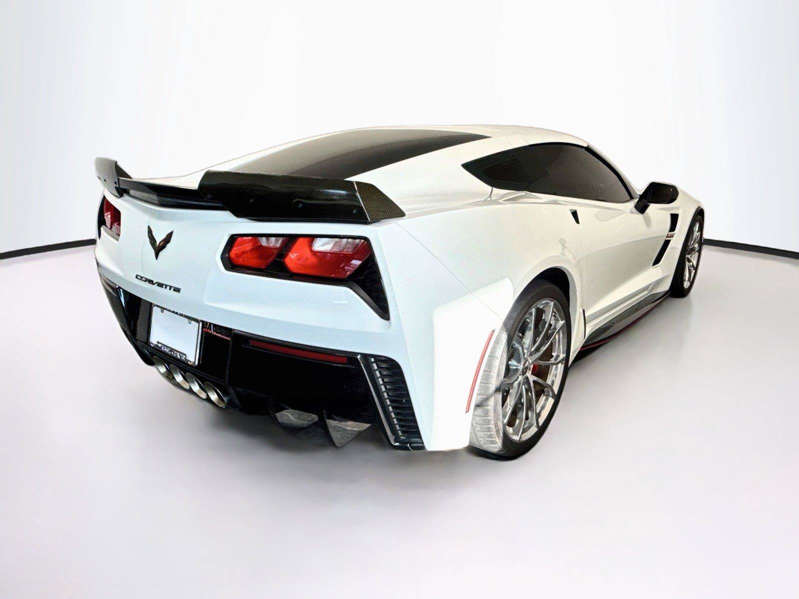 Used 2019 Chevrolet Corvette Grand Sport w/ Carbon Flash Badge Package RWD image 6