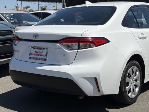 Certified 2024 Toyota Corolla LE FWD image 4
