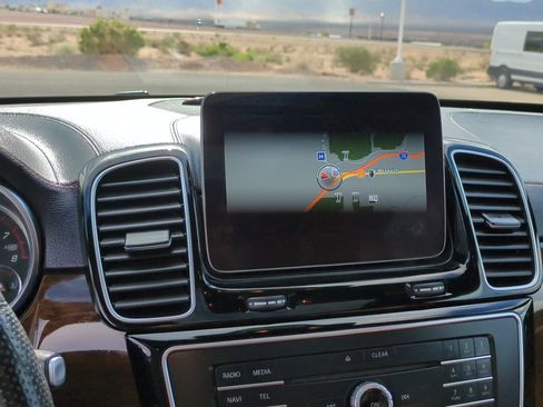 Used 2018 Mercedes-Benz GLE 350 image 24