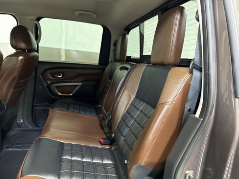Used 2018 Nissan Titan Platinum Reserve w/ Platinum Utility Package image 34
