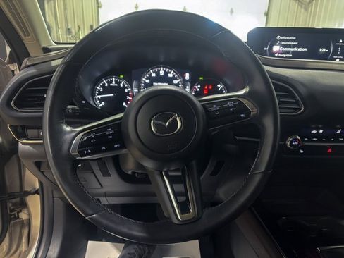 Used 2024 MAZDA CX-30 AWD 2.5 S w/ Premium Package image 17