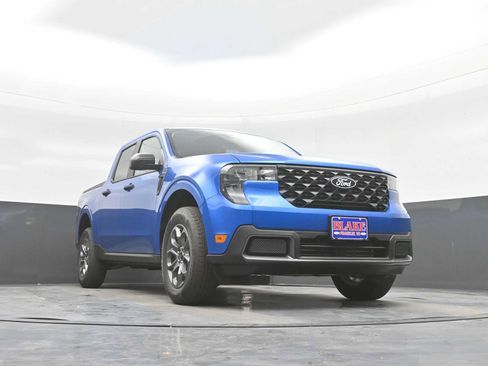 New 2026 Ford Maverick XLT image 17