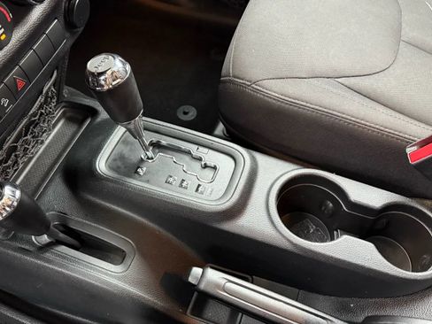 Used 2016 Jeep Wrangler Unlimited Sport w/ Quick Order Package 24S image 23