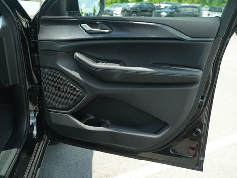 New 2026 Jeep Grand Cherokee L Laredo w/ MOPAR Finishing Package AWD/4WD image 19