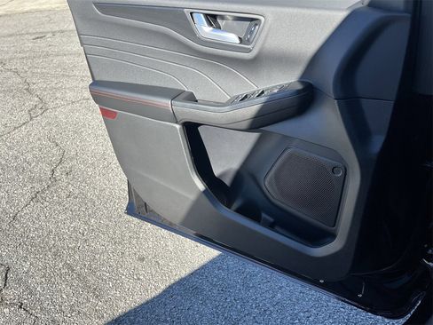 New 2026 Ford Escape ST-Line w/ Tech Pack #1 image 15