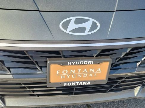 New 2026 Hyundai Elantra SEL Sport FWD image 32
