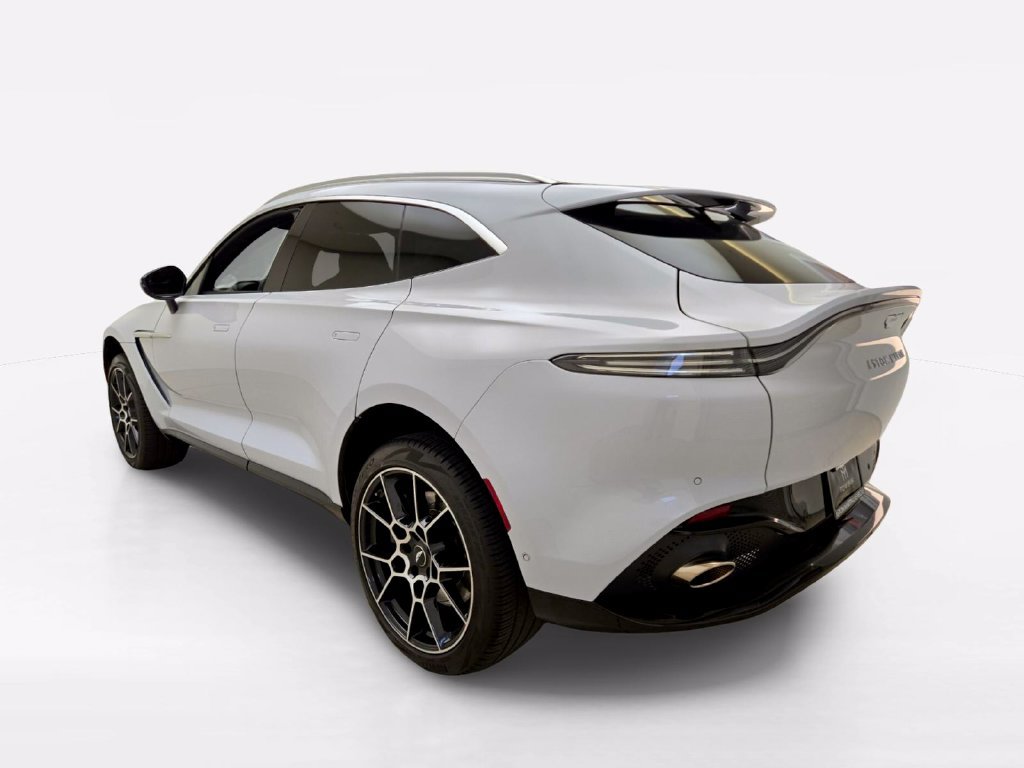 Used 2022 Aston Martin DBX AWD/4WD image 11