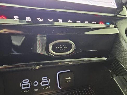 New 2026 Jeep Grand Cherokee Altitude image 25