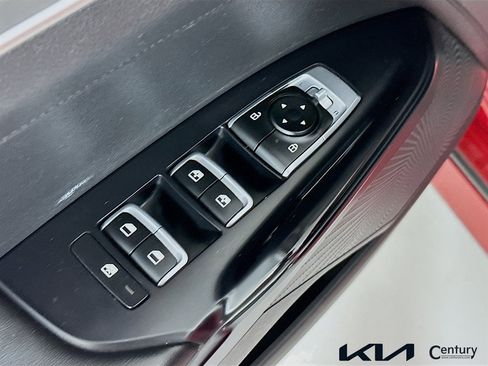 Used 2023 Kia K5 GT-Line image 18