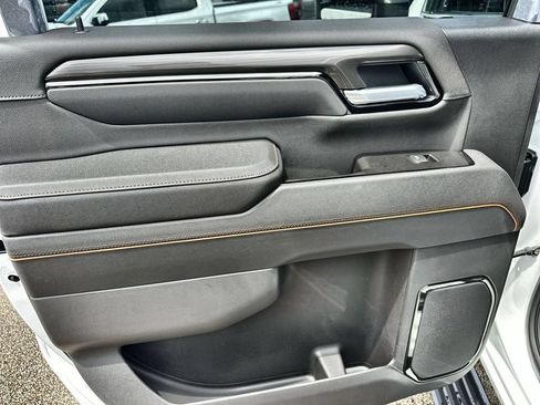 New 2026 GMC Sierra 2500 AT4 w/ AT4 Premium Plus Package AWD/4WD image 15