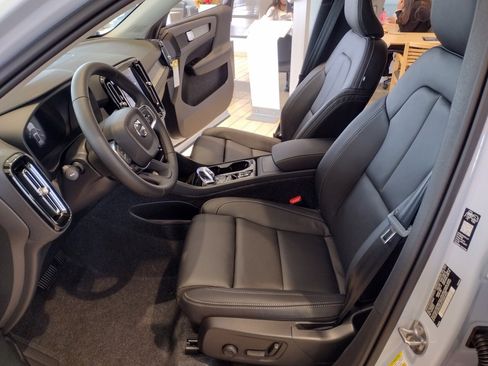 New 2026 Volvo XC40 B5 Plus w/ Protection Package Premier image 12