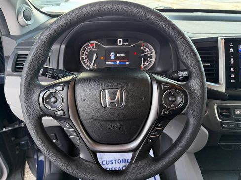 Used 2017 Honda Pilot EX image 11