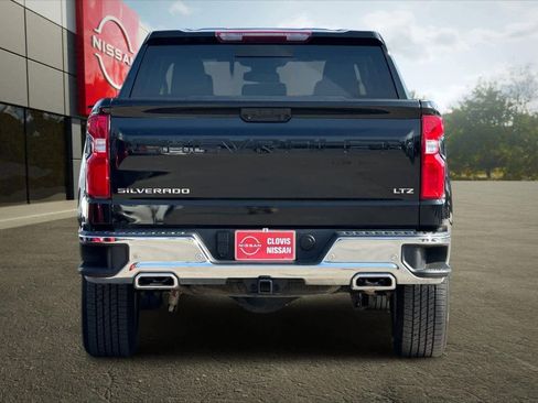 Used 2022 Chevrolet Silverado 1500 LTZ w/ LTZ Premium Package image 8