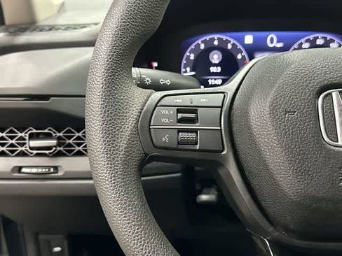 Used 2024 Honda Accord EX image 17