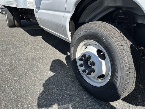 New 2024 Ford E-450 and Econoline 450 Super Duty w/ Power Windows & Locks Group image 11