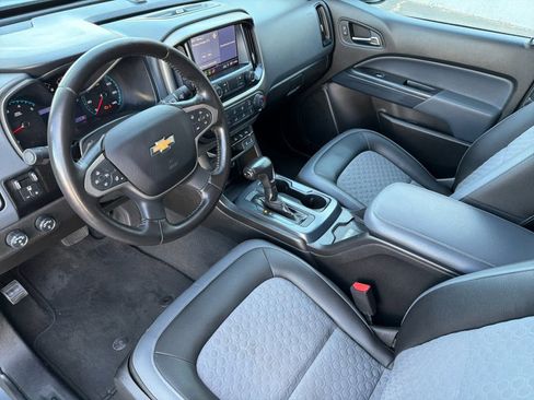 Used 2019 Chevrolet Colorado Z71 image 11