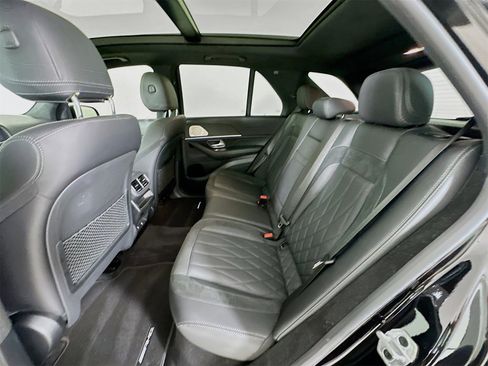 Used 2024 Mercedes-Benz GLE 63 AMG S image 27