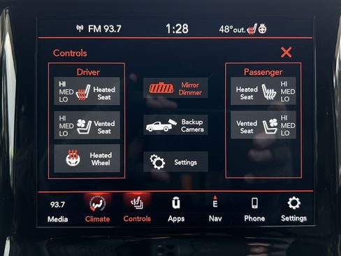 Certified 2021 RAM 1500 Laramie image 33