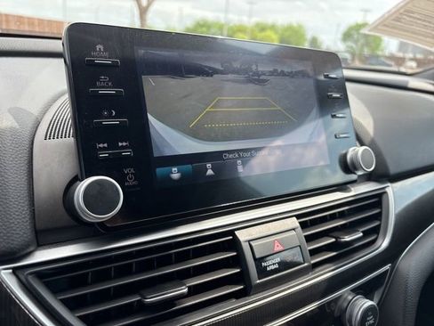 Used 2022 Honda Accord Sport image 11