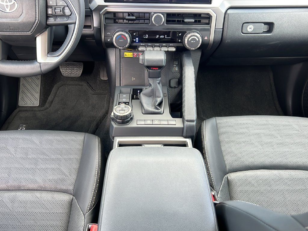 Used 2026 Toyota 4Runner TRD Off-Road Premium AWD/4WD image 15