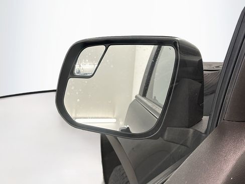 Used 2016 Chevrolet Colorado Z71 RWD image 16