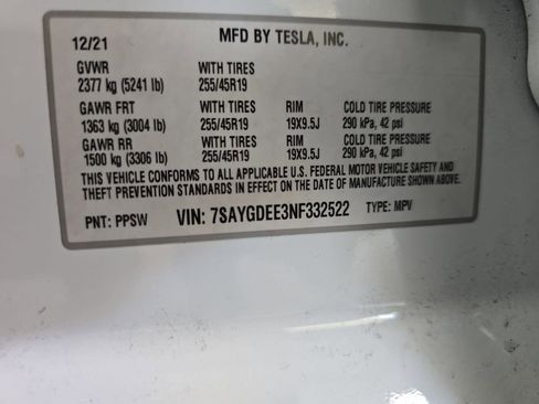 Used 2022 Tesla Model Y Long Range image 32