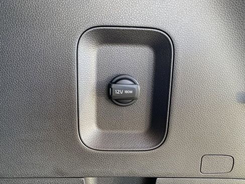 New 2026 Kia Carnival EX image 19