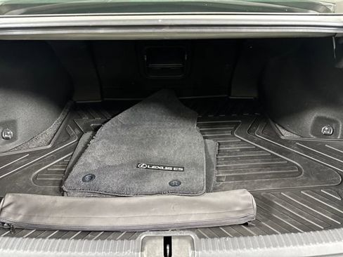 Used 2020 Lexus ES 350 w/ Premium Package image 26