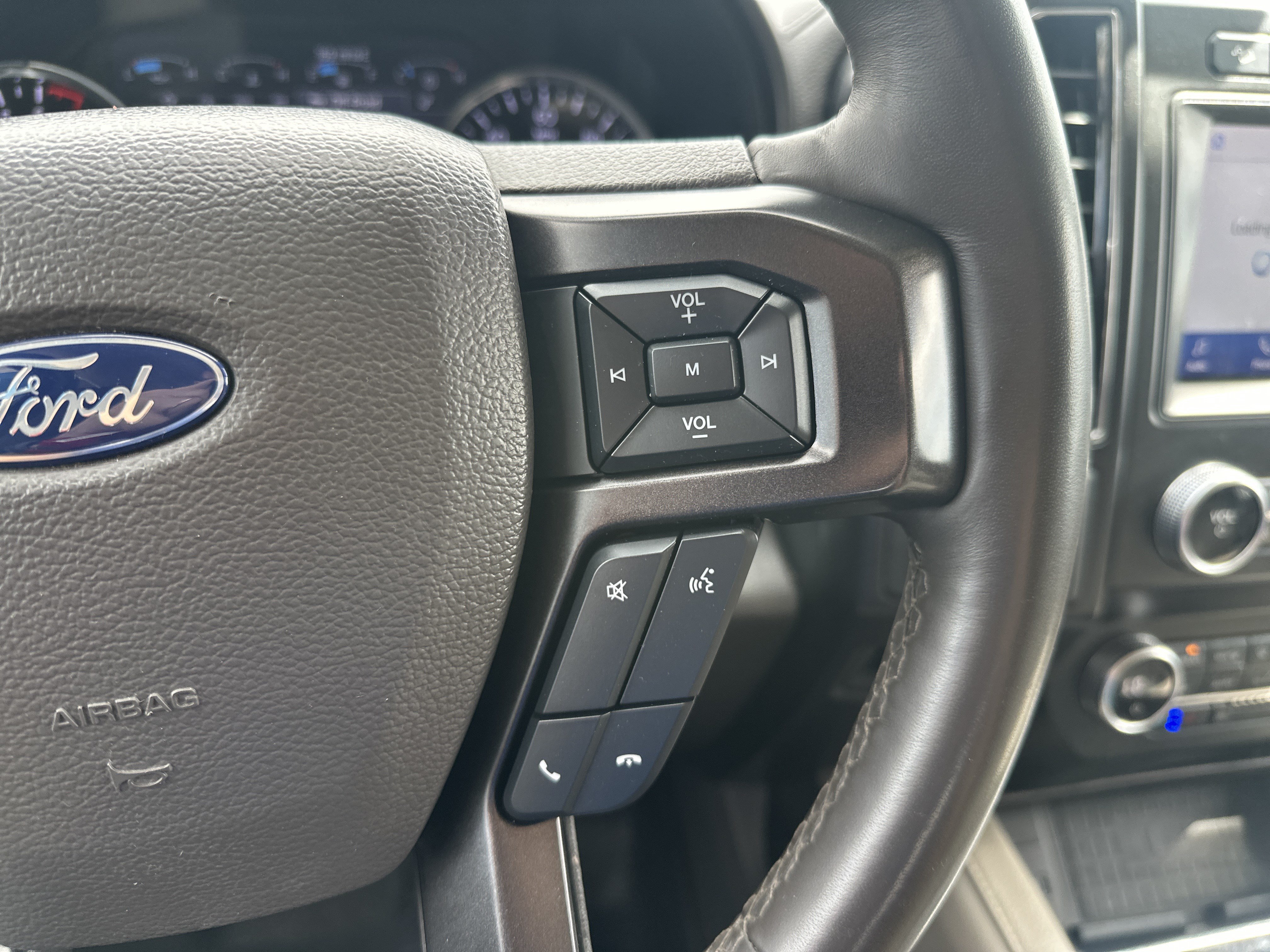 Used 2021 Ford Expedition Limited AWD/4WD image 22