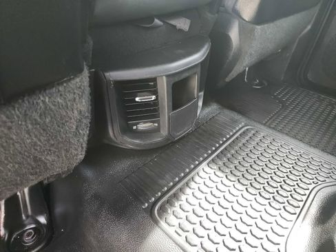 Used 2019 RAM 5500 Tradesman w/ Chrome Appearance Group image 30