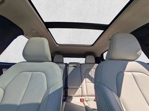 Certified 2026 Volvo XC40 B5 Plus w/ Protection Package Premier image 20