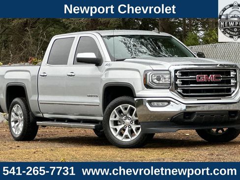 Used 2018 GMC Sierra 1500 SLT w/ SLT Premium Package image 2