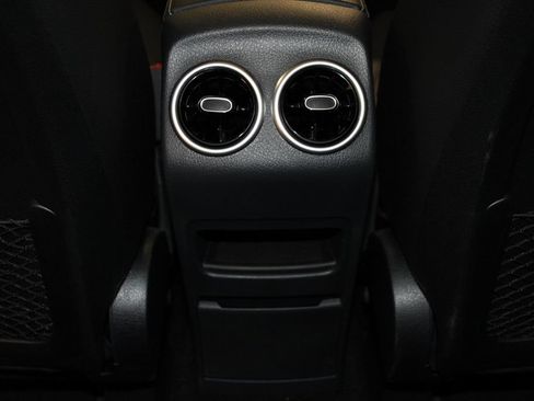 Certified 2026 Mercedes-Benz GLB 250 4MATIC image 29