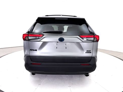 Used 2023 Toyota RAV4 XLE Premium AWD/4WD image 16