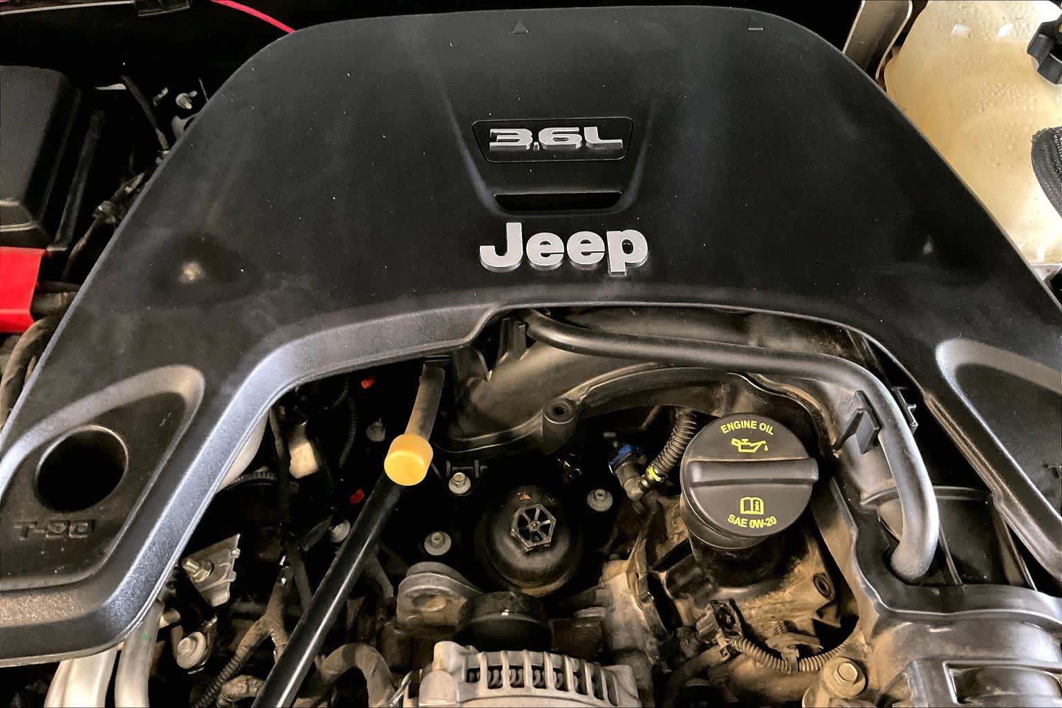 Used 2020 Jeep Gladiator Sport w/ Quick Order Package 24S AWD/4WD image 28