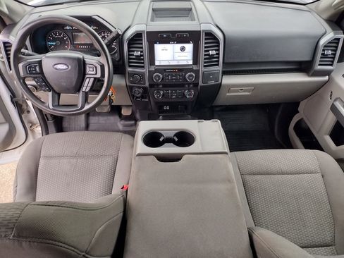 Used 2019 Ford F150 XLT w/ Trailer Tow Package image 5