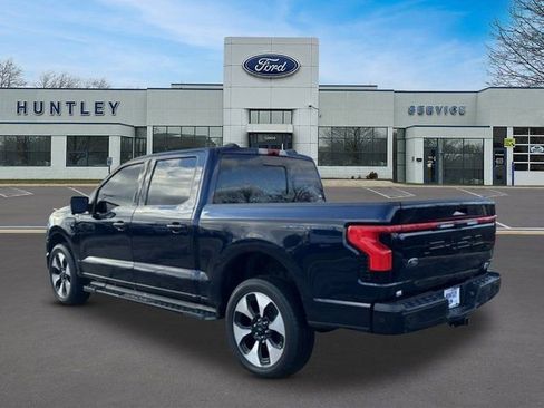 Used 2022 Ford F150 Lightning Platinum image 6