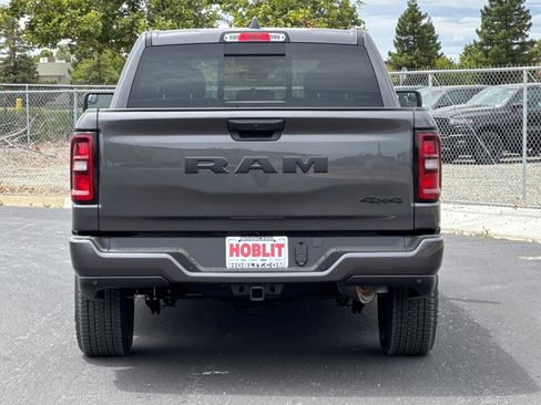 New 2026 RAM 1500 Express AWD/4WD image 4