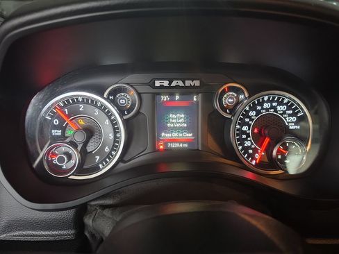 Used 2020 RAM 1500 Big Horn AWD/4WD image 10