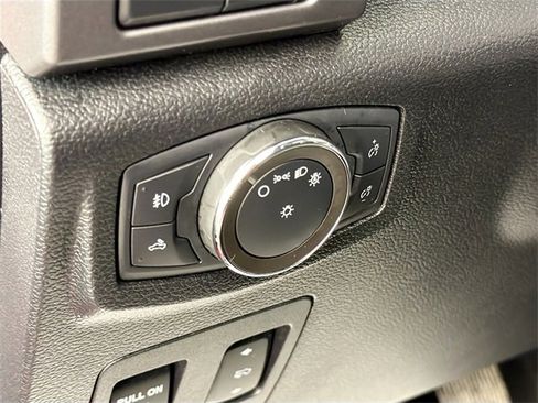 Used 2020 Ford F150 XLT w/ Equipment Group 302A Luxury image 10