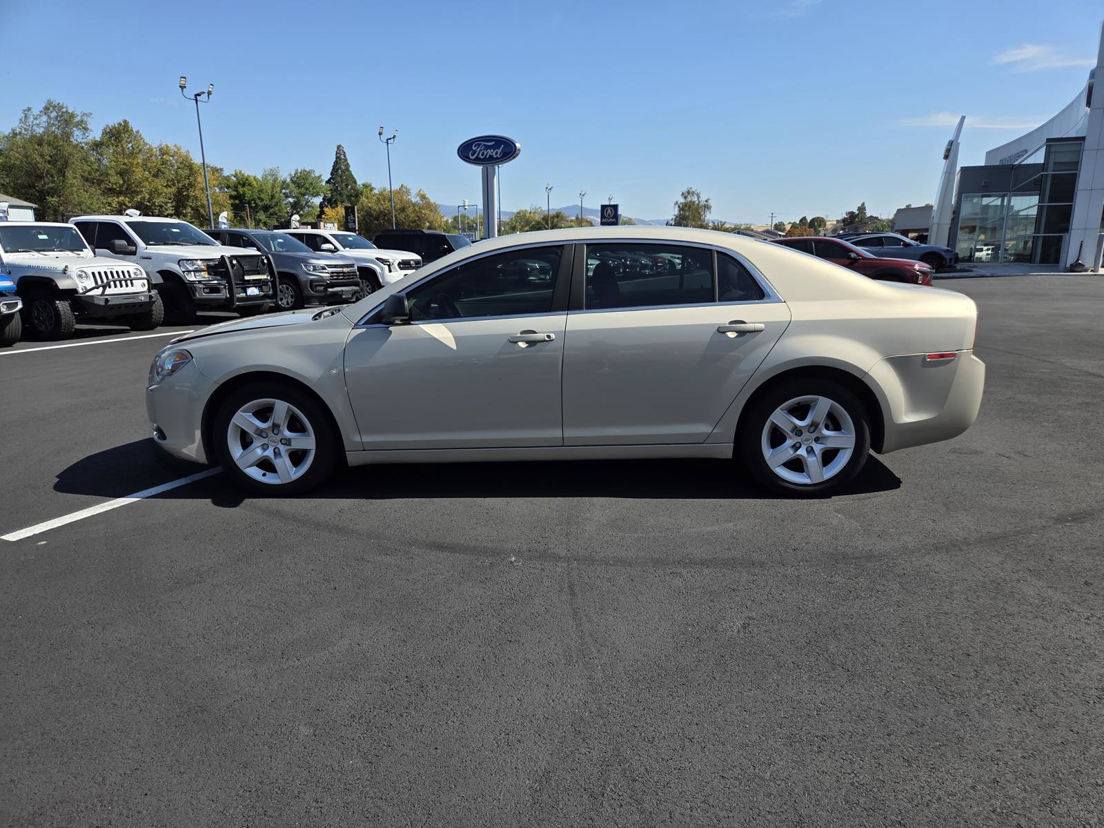 Used 2011 Chevrolet Malibu LS FWD image 8